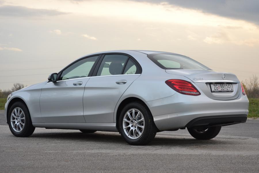  Mercedes-Benz C180 d Avantgarde Line 2014 года  (WW) (фото 5 из 17)